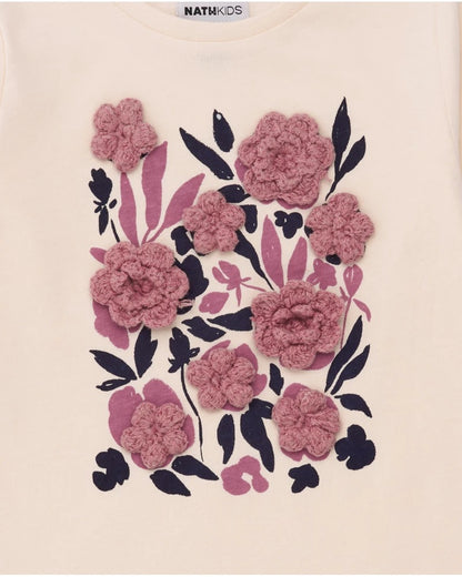 Long-sleeved off-white t-shirt for girls with floral appliqués